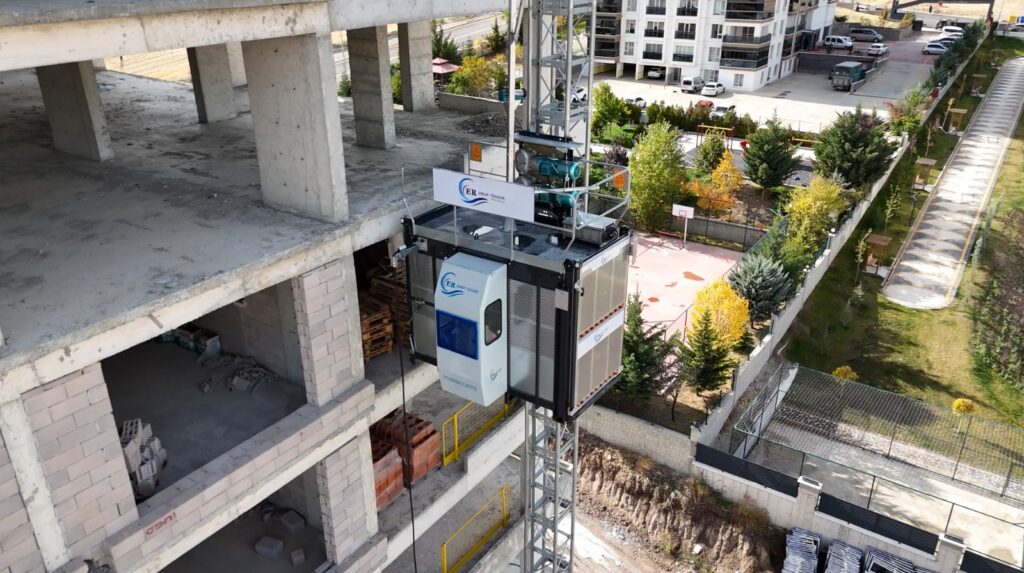 İnşaat Dış Cephe Asansörleri