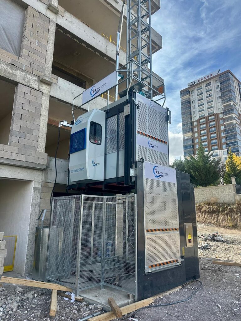 Yük ve Personel Asansörü Nedir ?