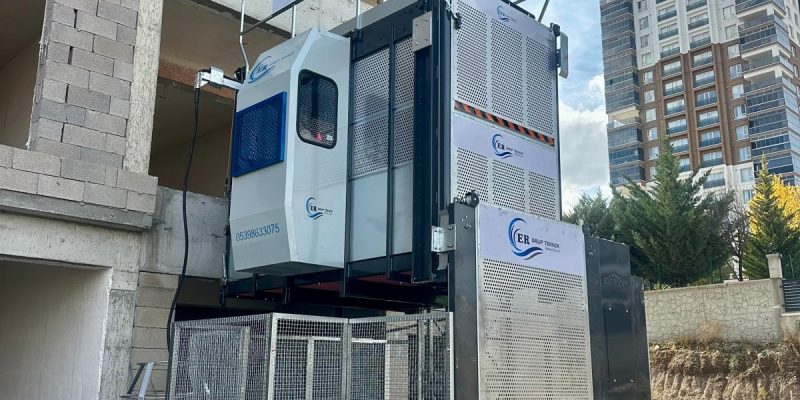 Yük Ve Personel Asansörü